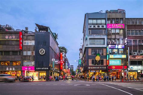 去臺灣旅行需要什麼，以及臺灣之行中的文化探秘與美食追尋